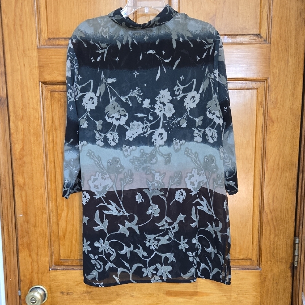 Club Z Collection's Green Floral Women's Sheer Blouse - Picture 2 of 5